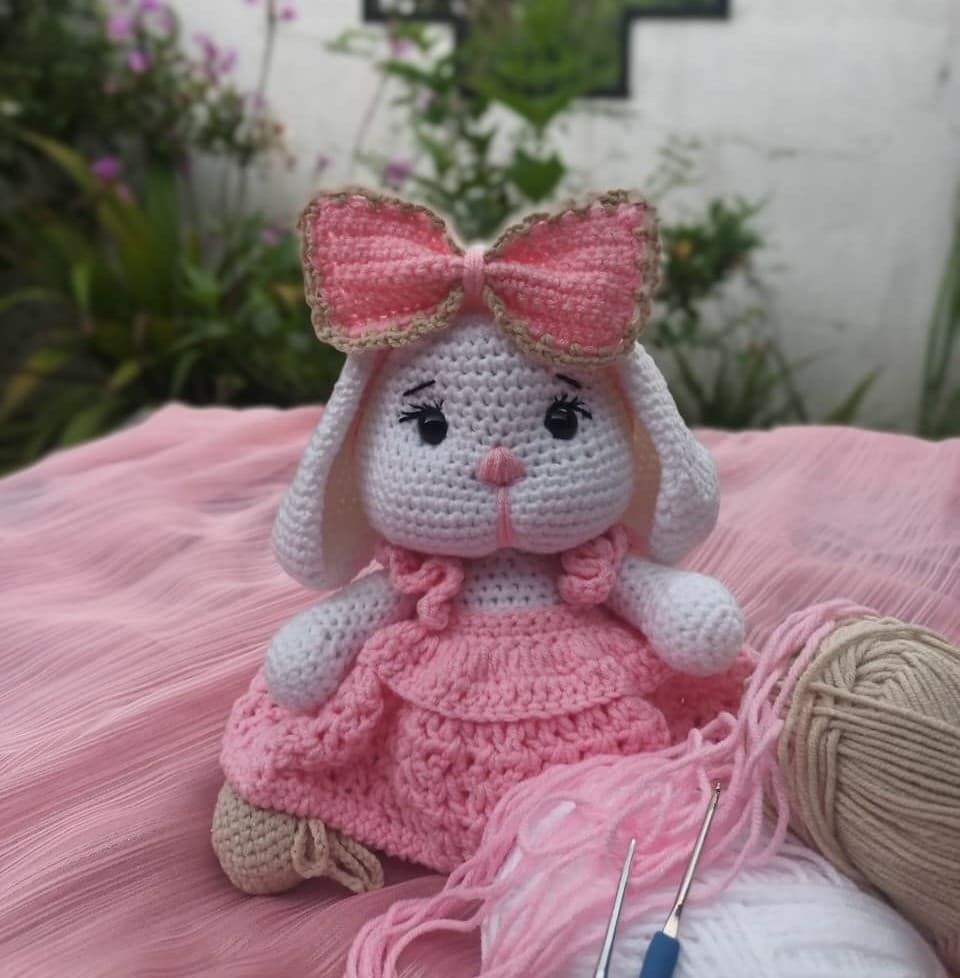 Adorable Pink Bunny - Thumbnail 2